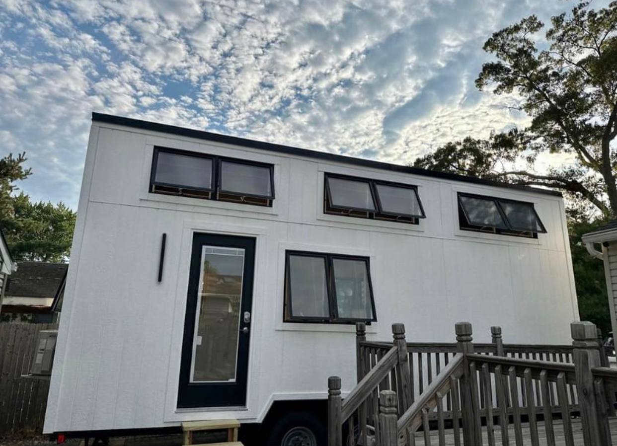 New 2023 Tiny House on Wheels_5