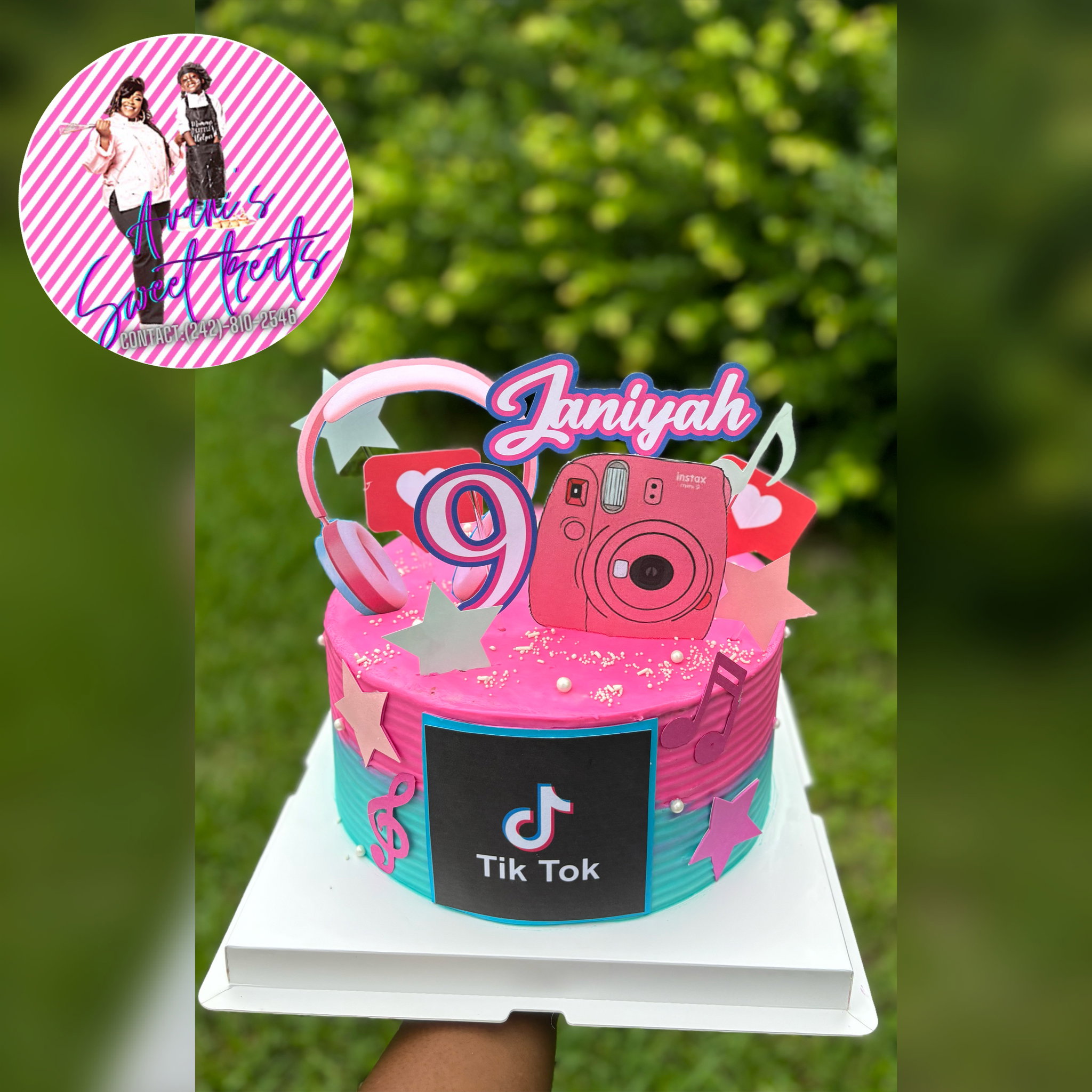 Character Cakes_7