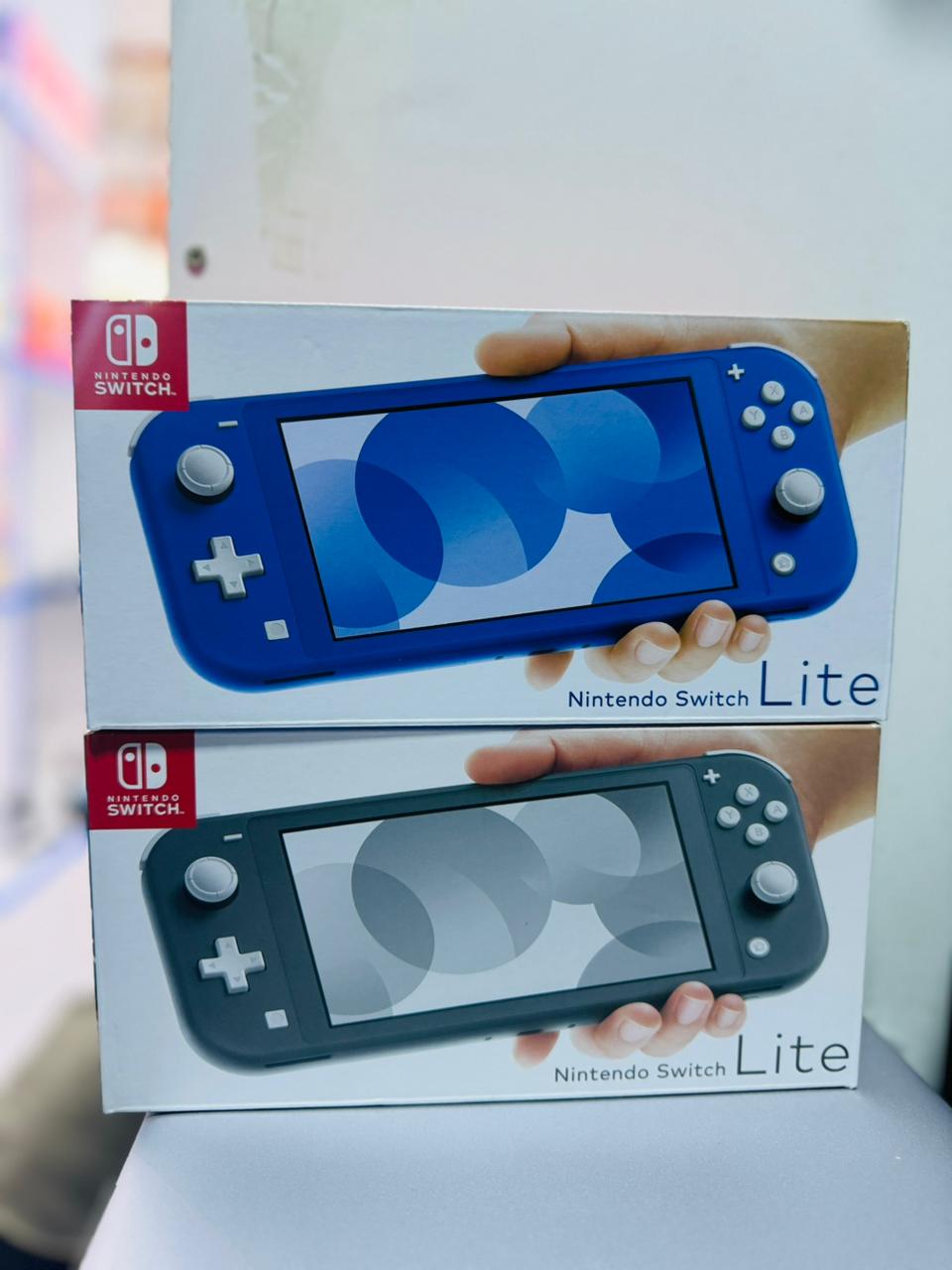 Nintendo Switch Lite_0