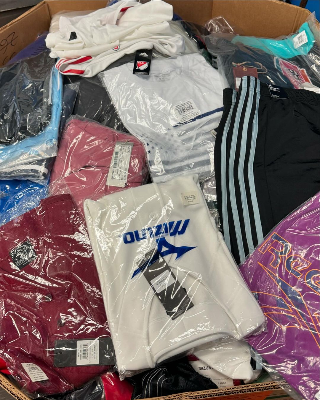 Sports Clothing Pallet _3