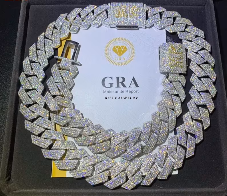 Real VVS 44.Ct  Cuban Chain 20MM  (MEN) 44.Ct 