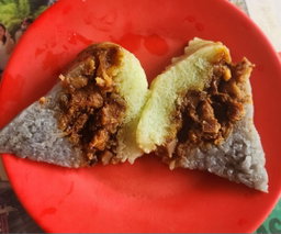 Vegetarian Plant based nyonya rice dumpling (Top seller) (5pcs $25) (10pcs $50) Add salted egg yolk- 5 pcs $30, 10 pcs $55