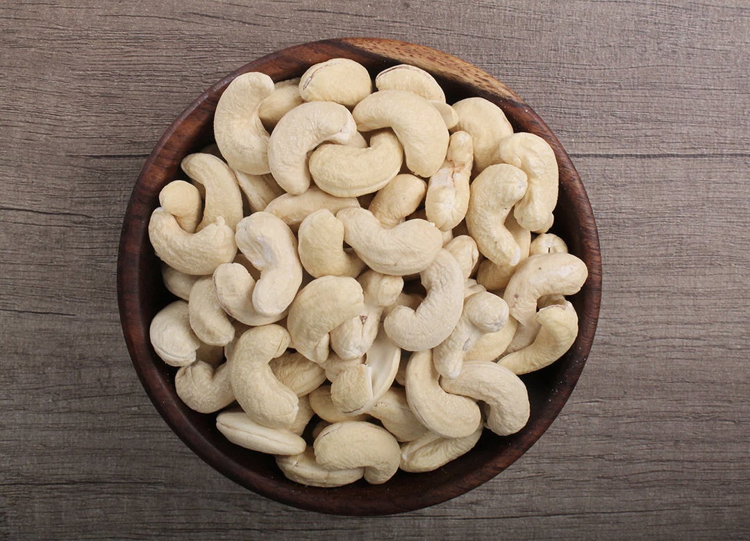Cashew 320 (Jidipappu, Kaju) Benin