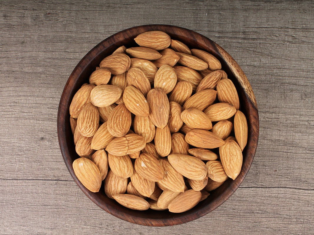 Badam Regular (California)