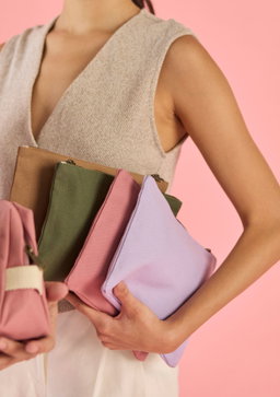 Handbags, Wallets & Cases
