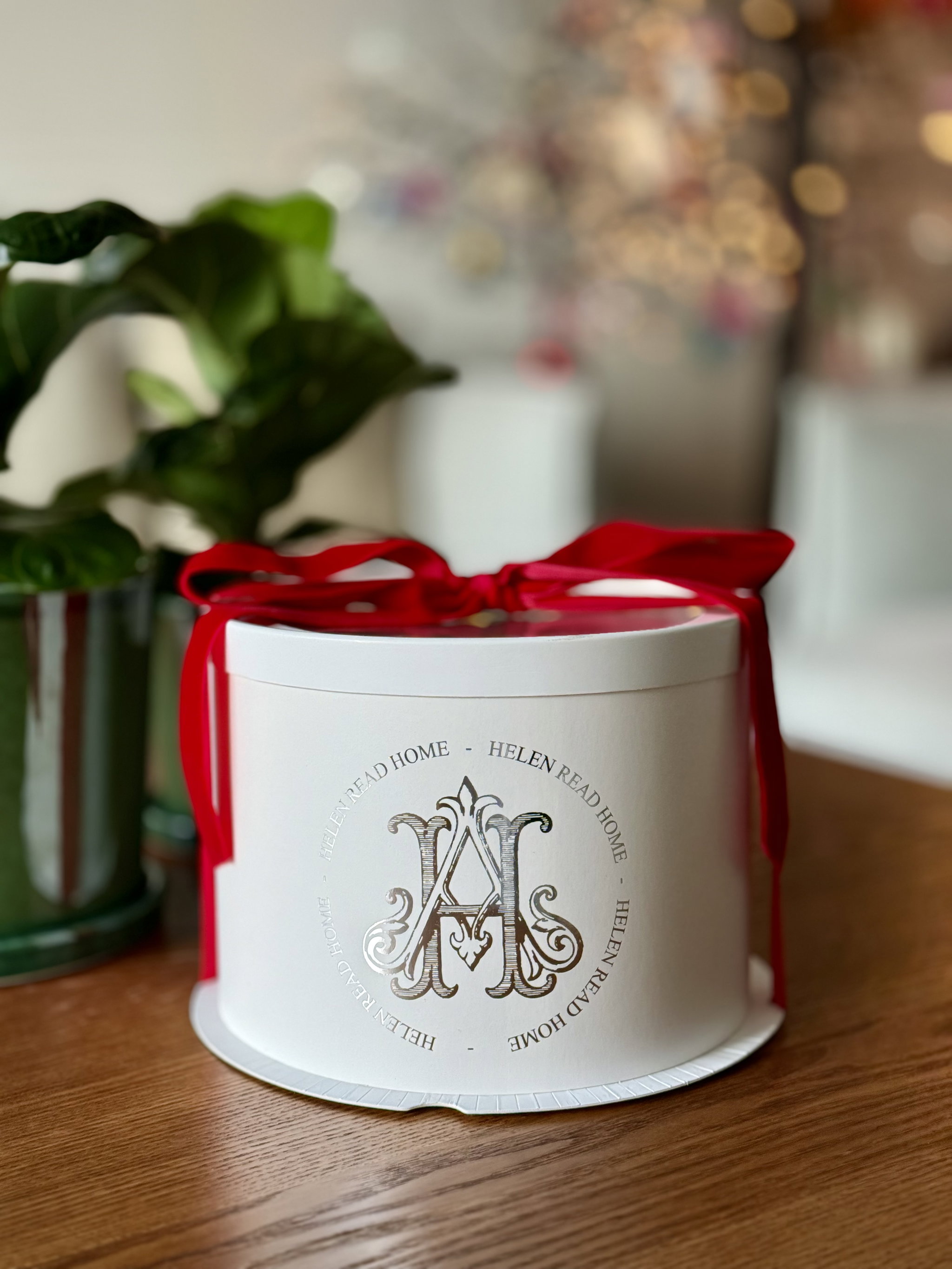 BEST-SELLER: Sourdough Christmas Panettone by Helen Read Home_3