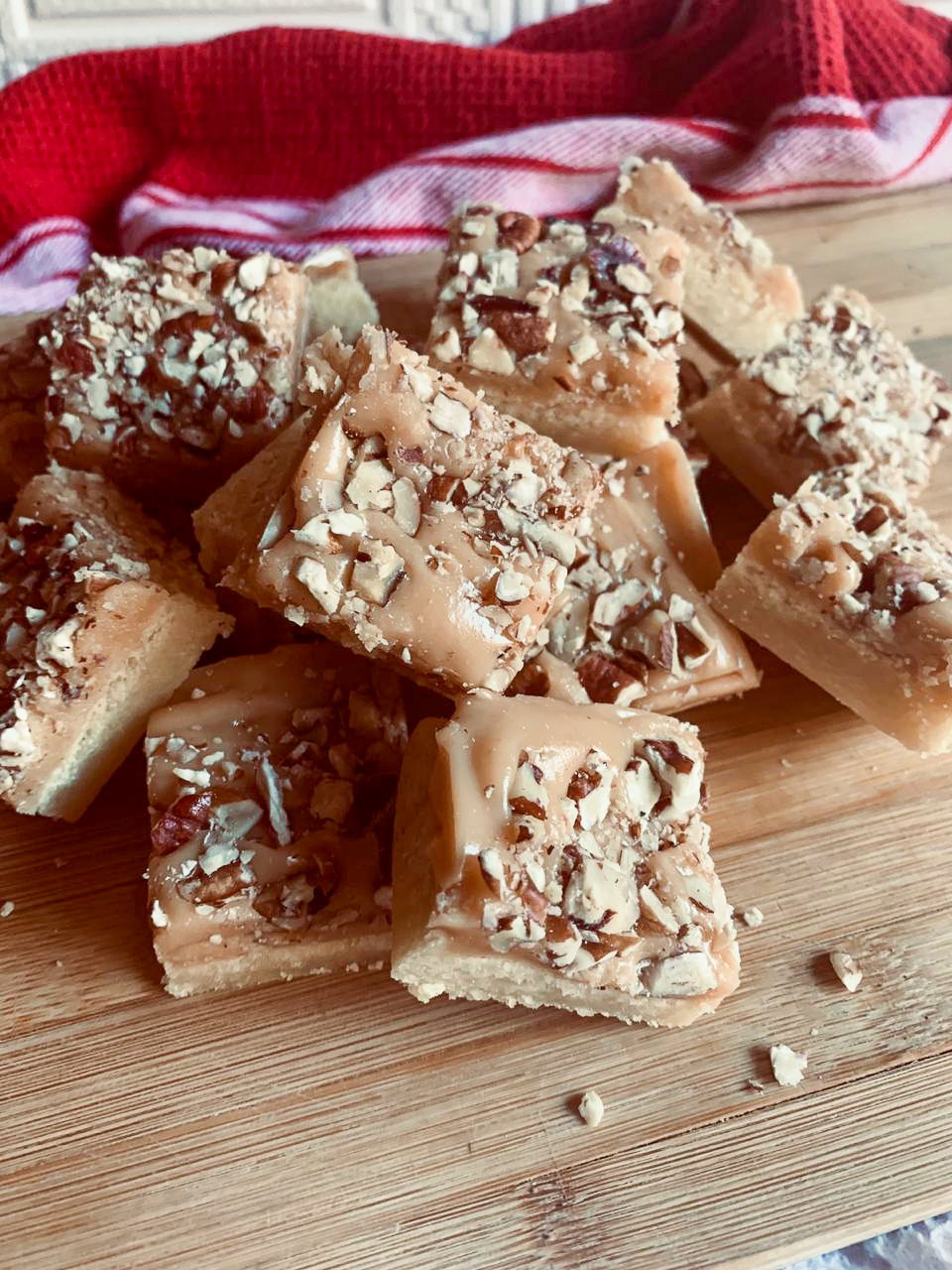 Fudge and nut squares_0