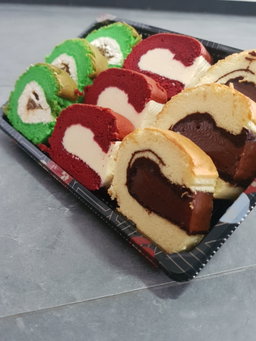 Tapak Kuda Platter (9pcs)