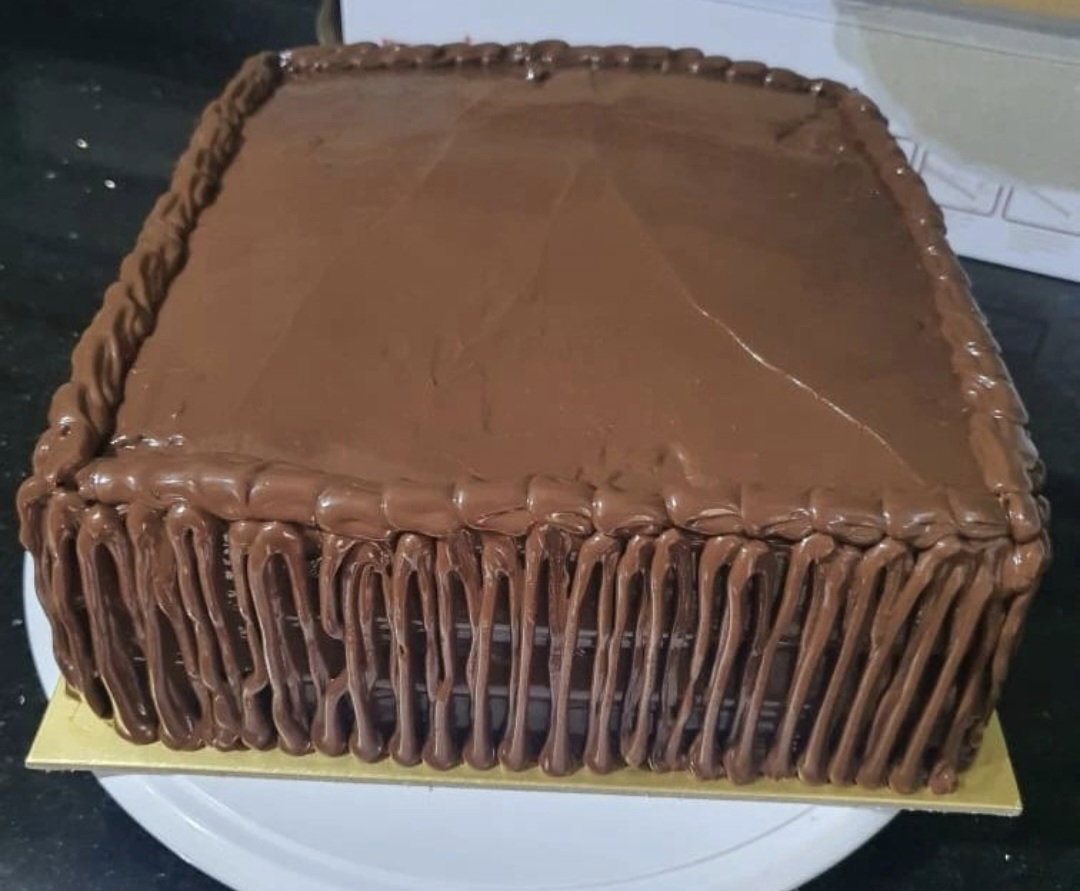 Tapak Kuda Whole Cake with Chocolate ganache (Nutella filling - 9" square)