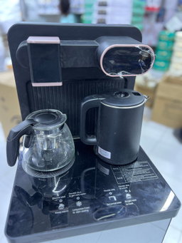 Bottom loader dispenser 