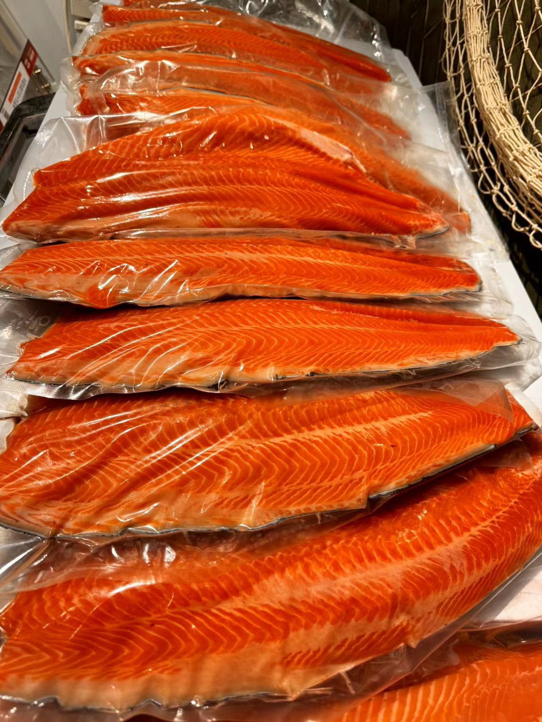 Salmon Fillet 三文鱼肉 4-5kg