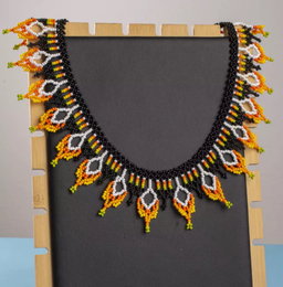 Collar Puntas 