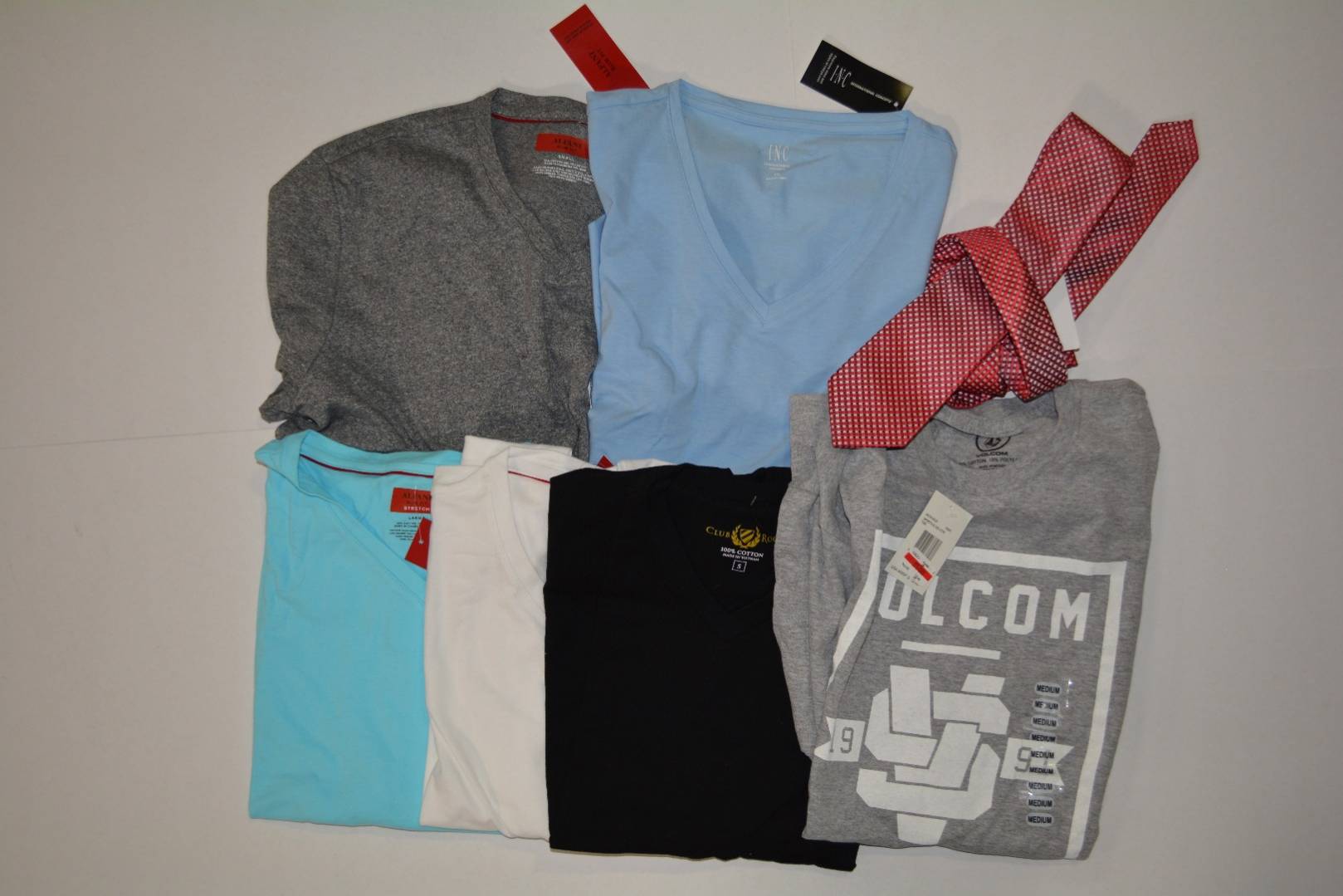 HE Department Store Shelf-Pull Men's Casual Wear Lots_14