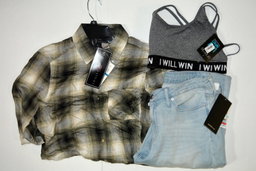 HE Department Store Shelf-Pull Junior's Clothing Lots