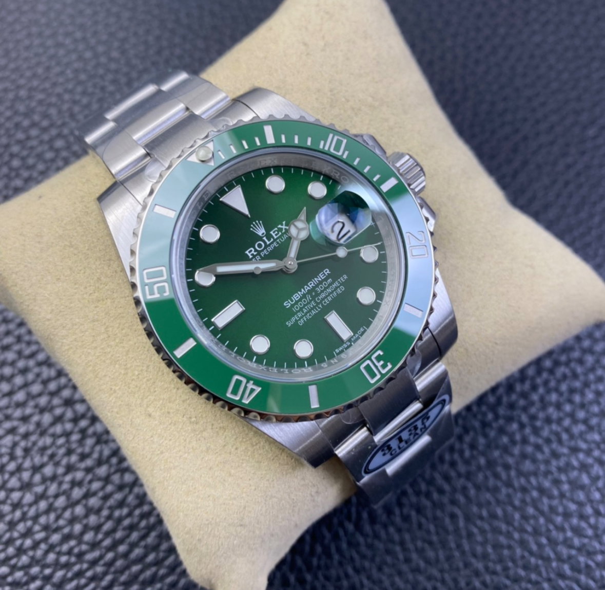 Super Clone Submariner Date Hulk 116610LV Green Dial Green Ceramic Bezel 904L Steel Case & Oyster Bracelet - 3235 Movement_1