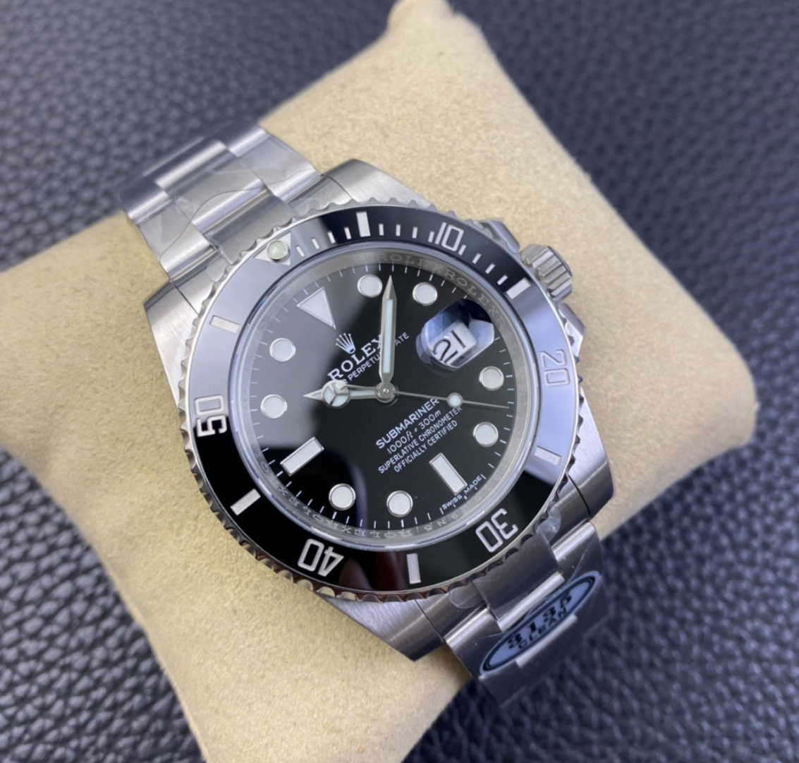 Super Clone Submariner Date 116610LN Black Dial 40mm Black Ceramic Bezel 904L Steel Case & Oyster Bracelet 3235 Movement_1