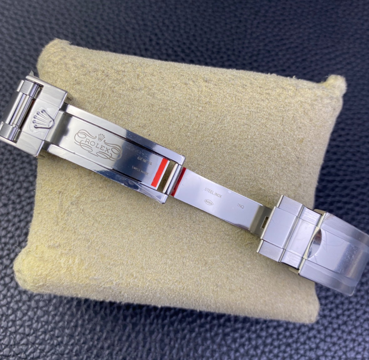Super Clone GMT-Master II Batman, Stainless Steel Oyster 126710_7