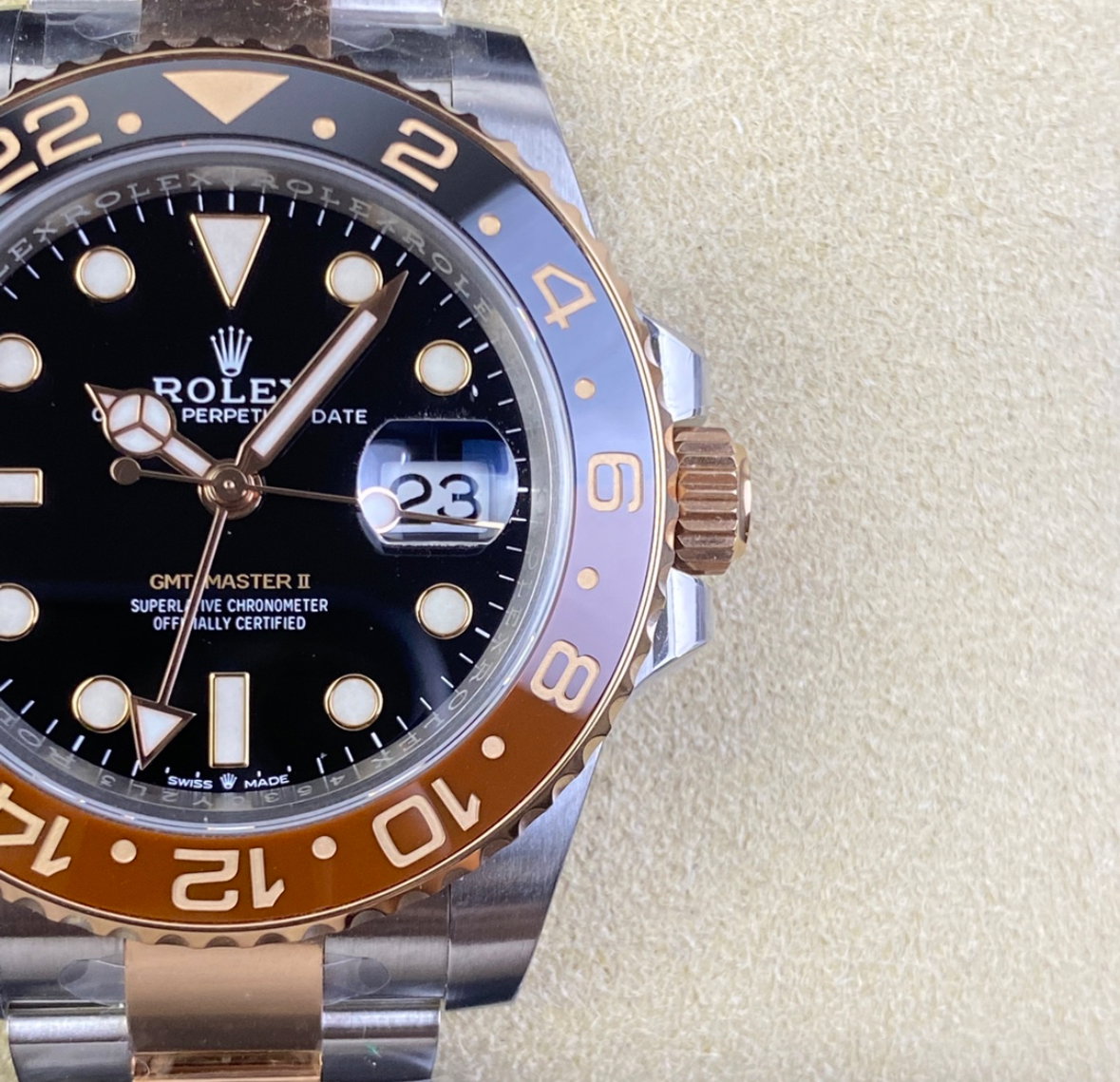 Super Clone GMT-Master II “Root-Beer” Rose Gold & SS 126711_3