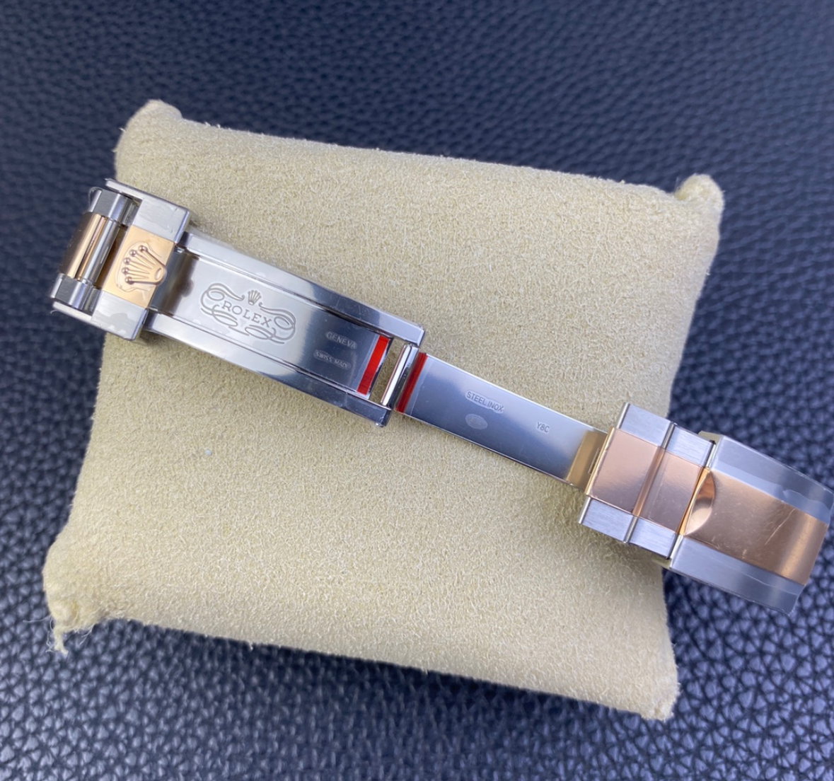 Super Clone GMT-Master II “Root-Beer” Rose Gold & SS 126711_6