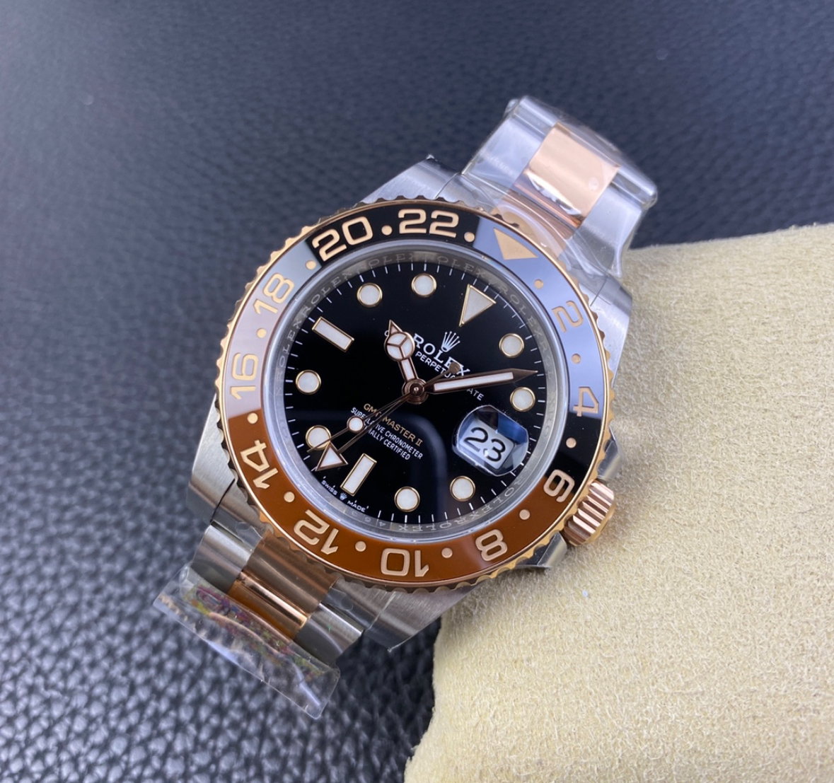 Super Clone GMT-Master II “Root-Beer” Rose Gold & SS 126711_4