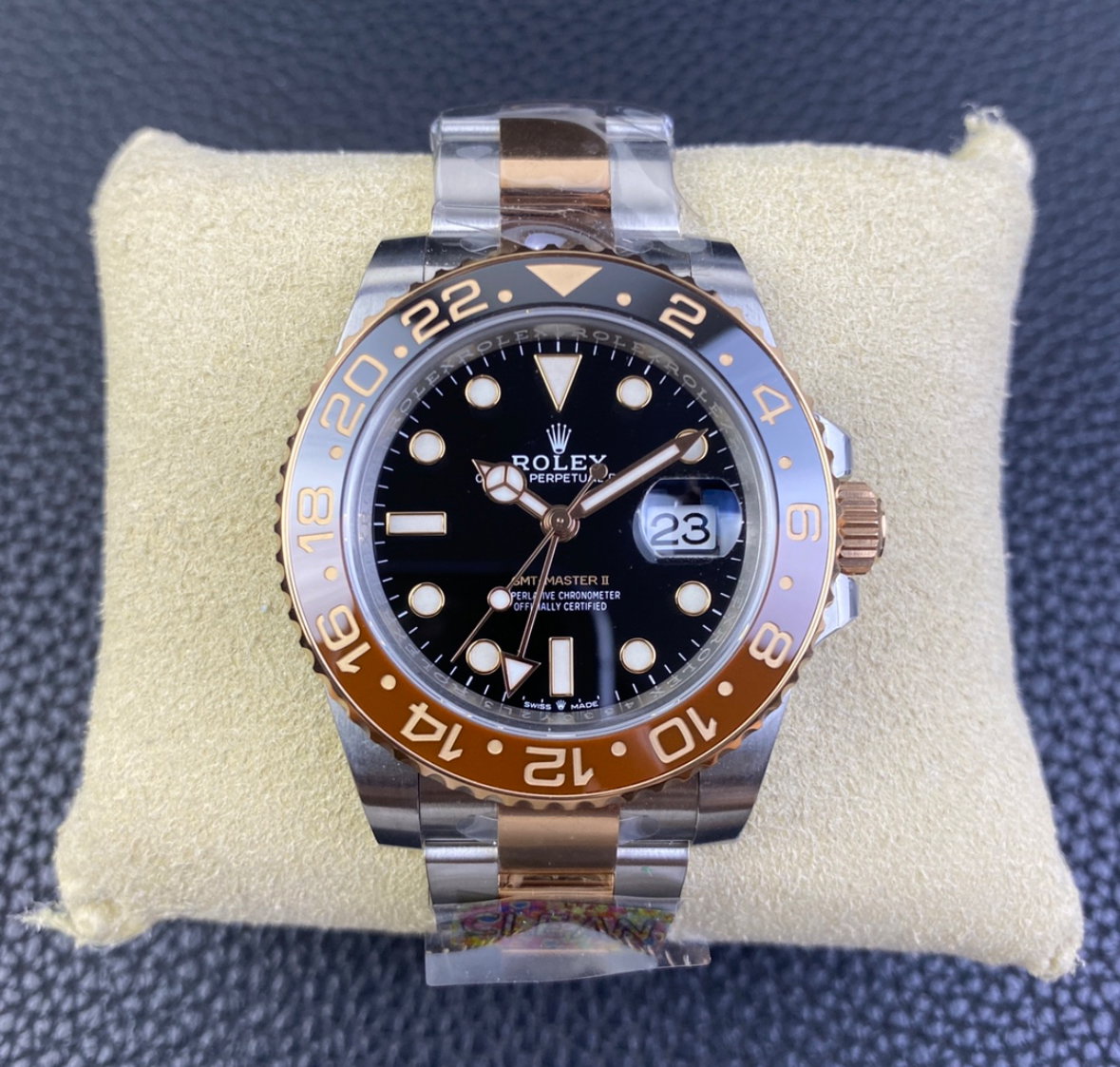 Super Clone GMT-Master II “Root-Beer” Rose Gold & SS 126711_0
