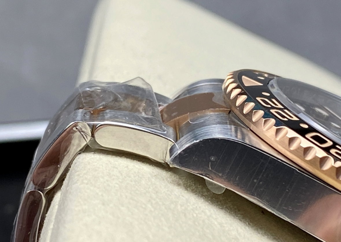 Super Clone GMT-Master II “Root-Beer” Rose Gold & SS 126711_10