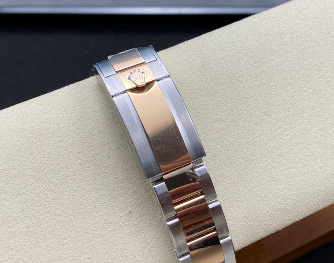Super Clone GMT-Master II “Root-Beer” Rose Gold & SS 126711_12