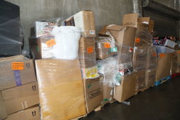 TGT Department Store Customer Return General Merchandise 