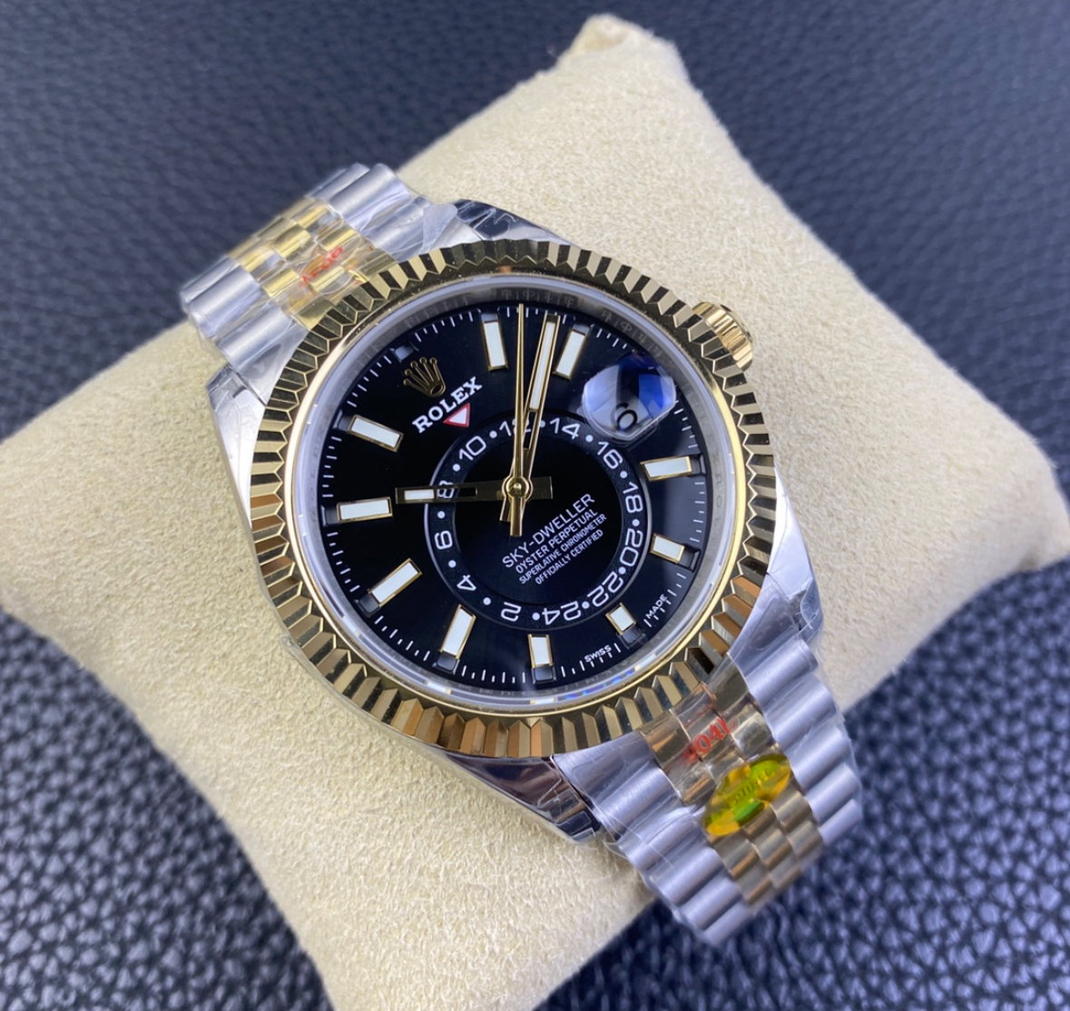 Super Clone Sky-Dweller 42MM Two-Tone Gold & Steel, Black Dial, Jubilee _2
