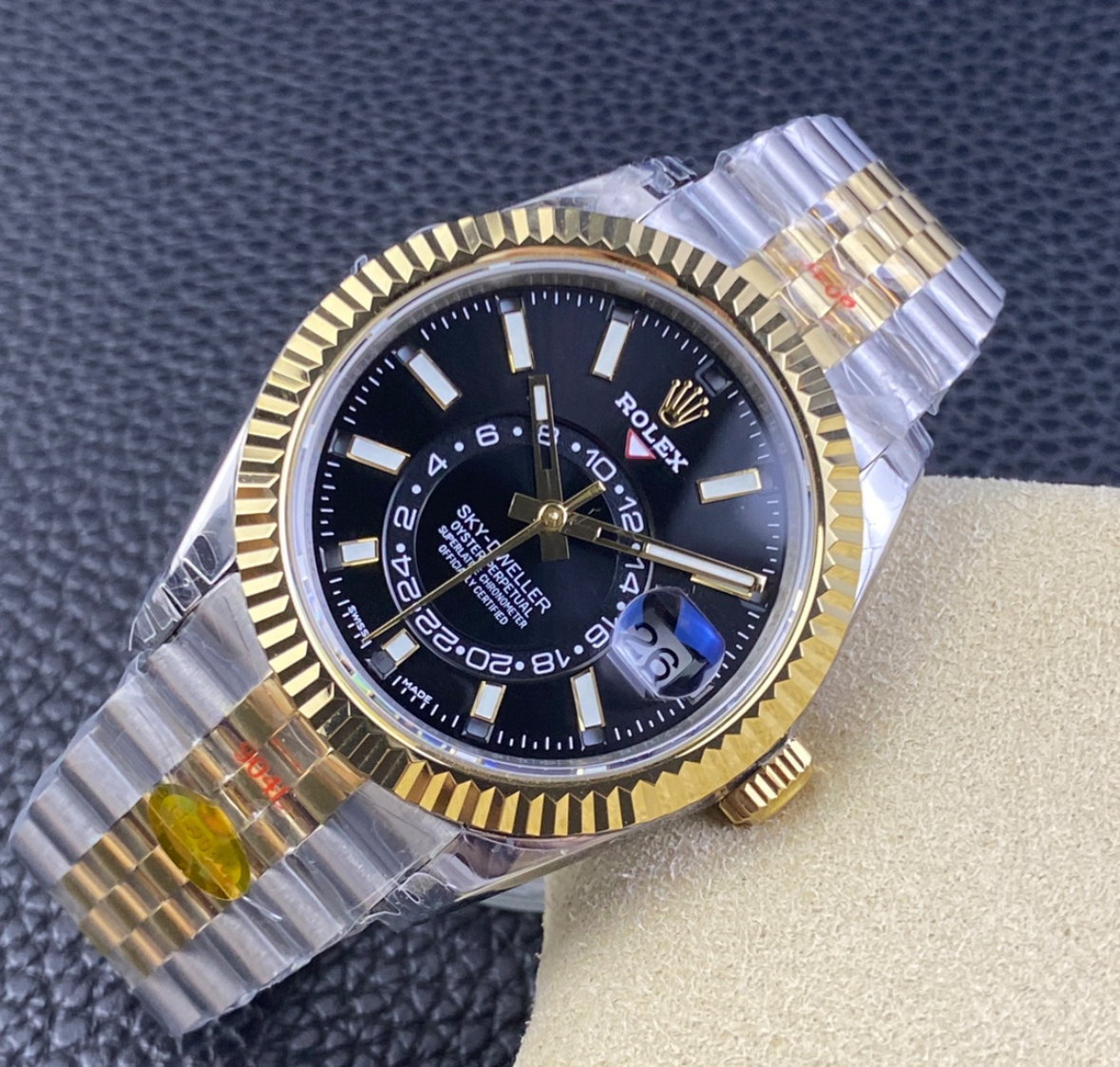 Super Clone Sky-Dweller 42MM Two-Tone Gold & Steel, Black Dial, Jubilee _5