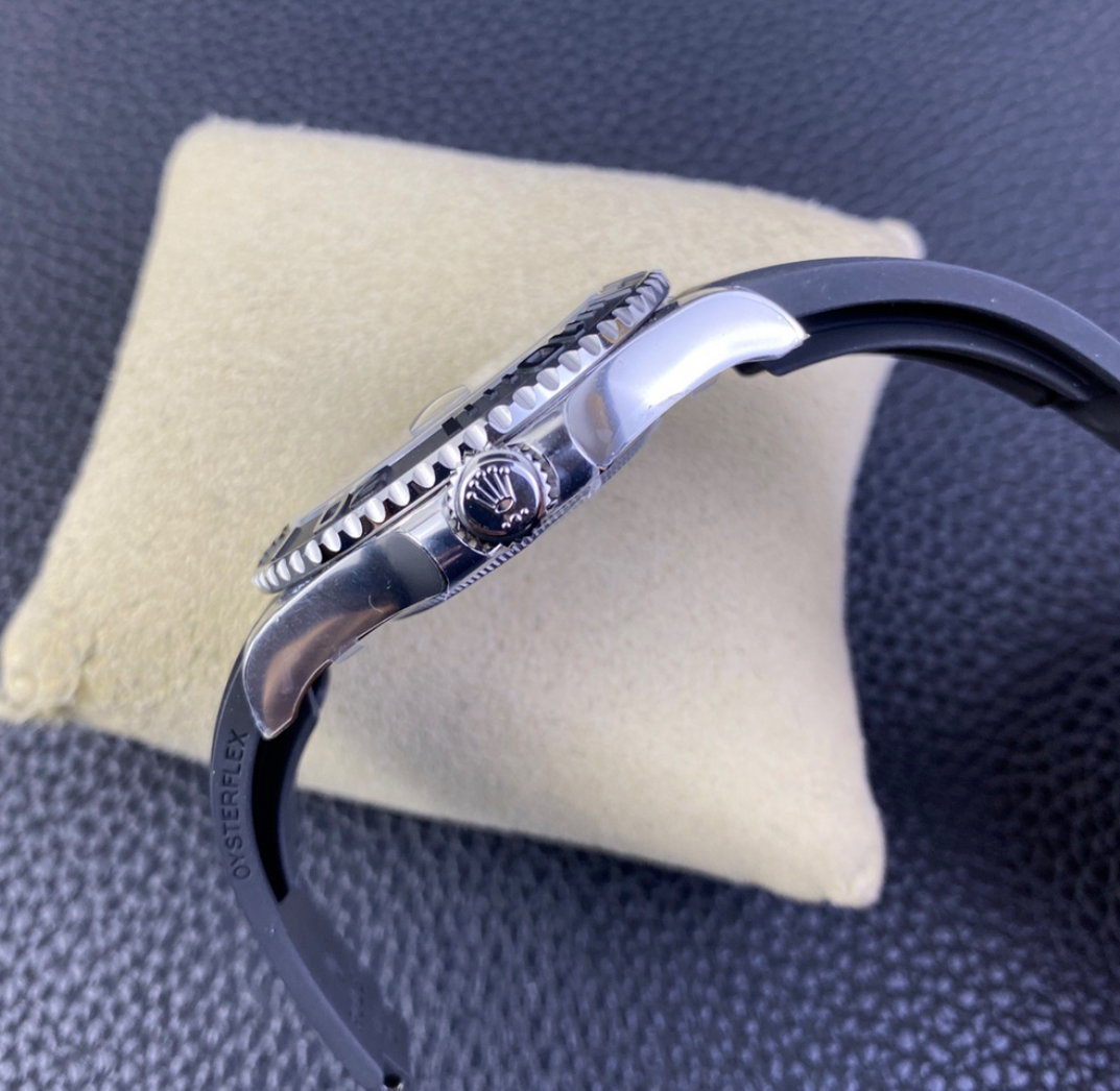 Super Clone Yacht-Master 42mm 226659 Best Edition Black Dial 3D Black Ceramic Bezel on Black Oysterflex Strap_5