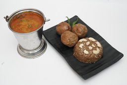 Rajasthani dal bati churma 