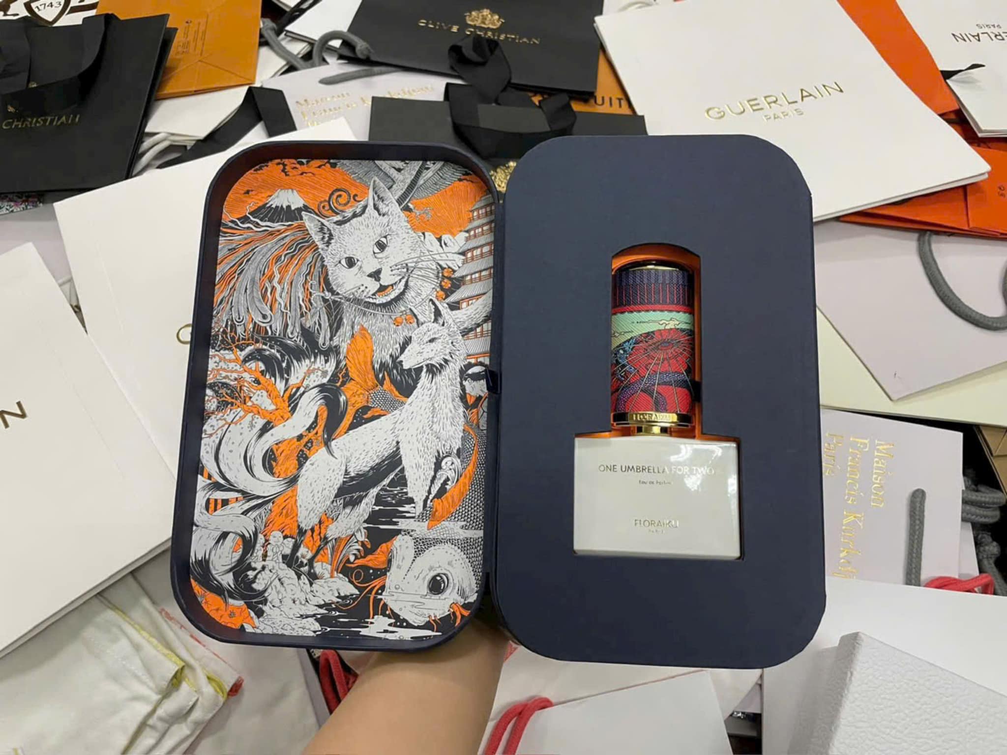 One Umbrella for Two Floraïku Edp 50ml + 10ml Perfume_1