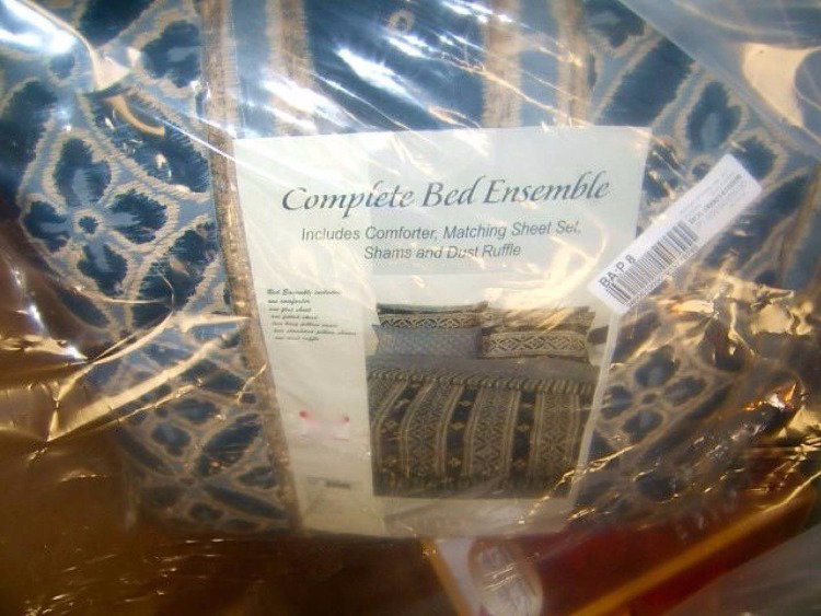 HE Department Store High End Bed & Bath Loads_5