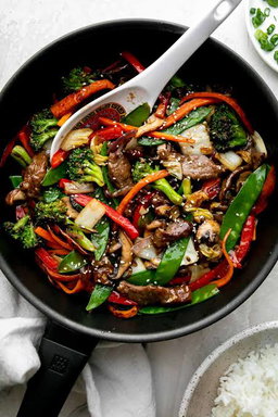 Beef Teriyaki & Vegetables - شرائح لحم ترياكي بالخضروات