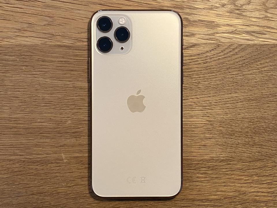 iPhone 11 Pro Max , 128GB , Gold (Pre owned , Battery Health 95%)
