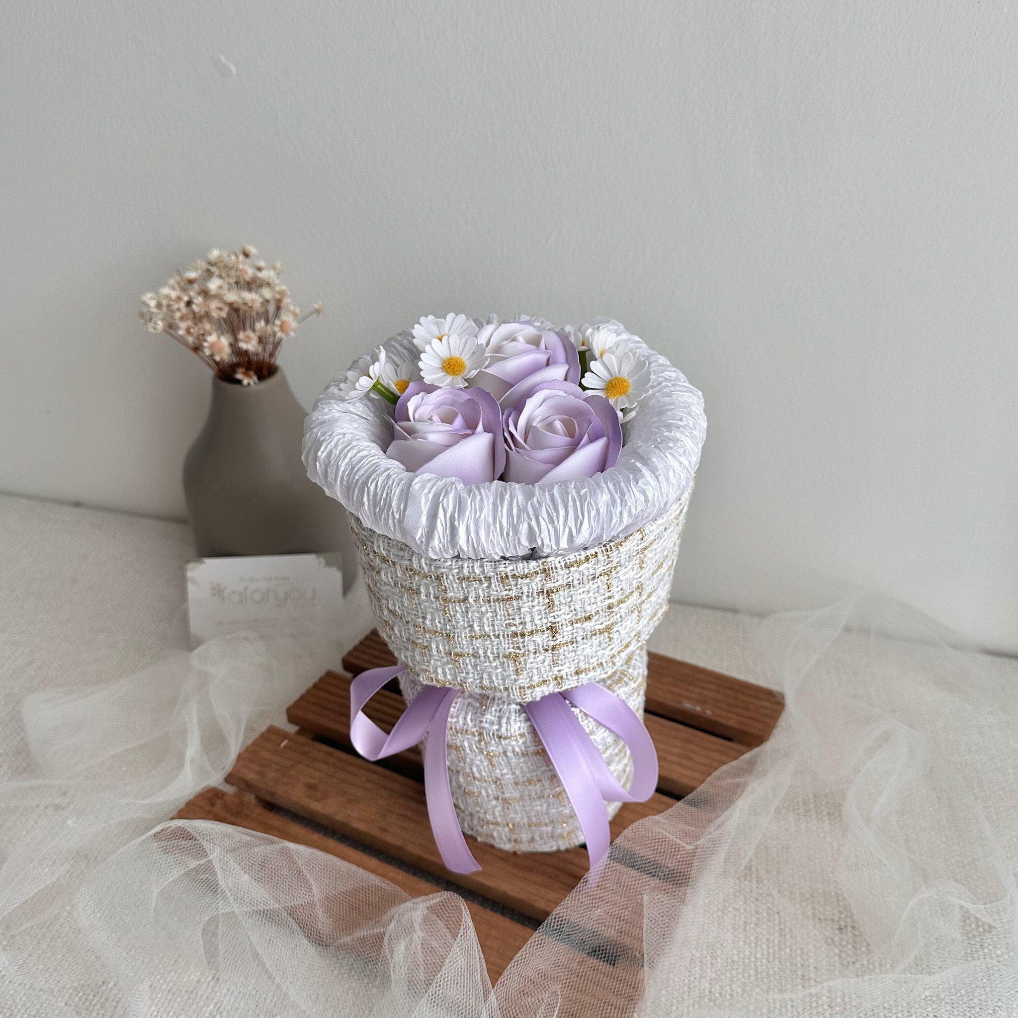 (3R015) 3 Stalk Soap Rose Chanel Bouquet_4