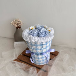 (3R015) 3 Stalk Soap Rose Chanel Bouquet