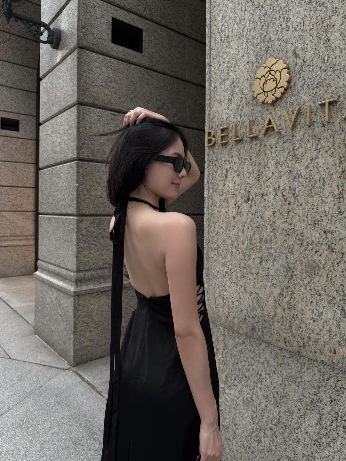 LVD NAOMI HALTER DRESS (BLACK)