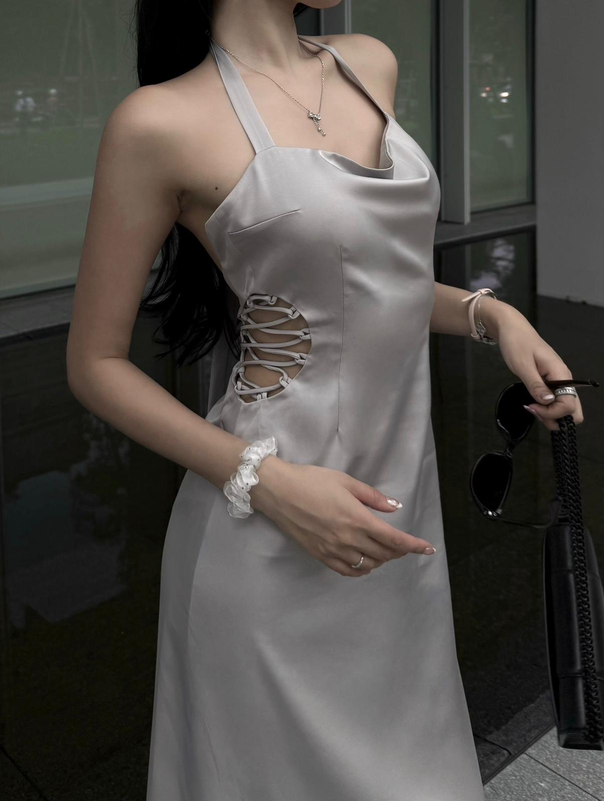 LVD NAOMI HALTER DRESS (SLIVER GREY)