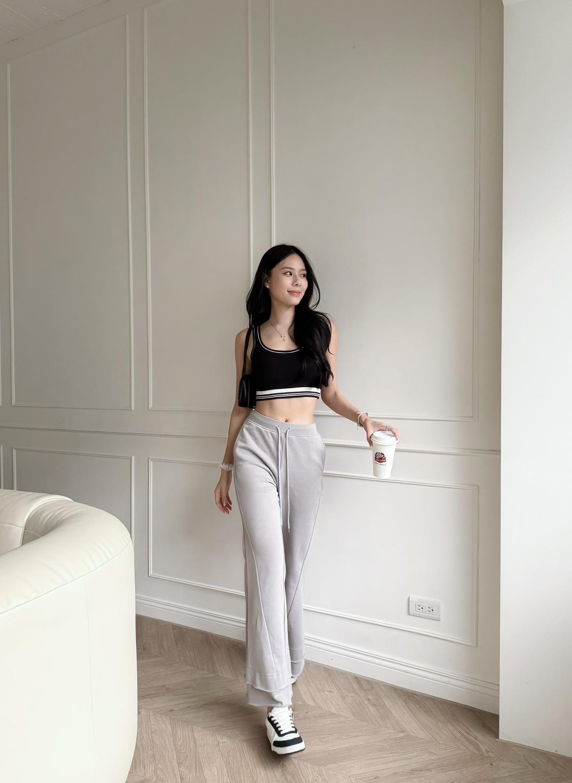 SHANICE FLARE SWEATPANTS (GREY)