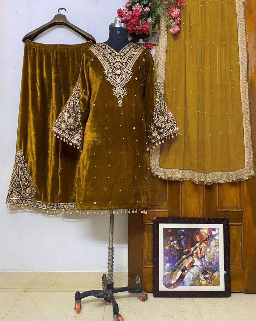 3pc Velvet Kurti Palazzo Set_4