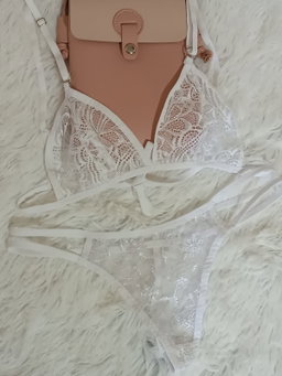 CONJUNTO VICKY