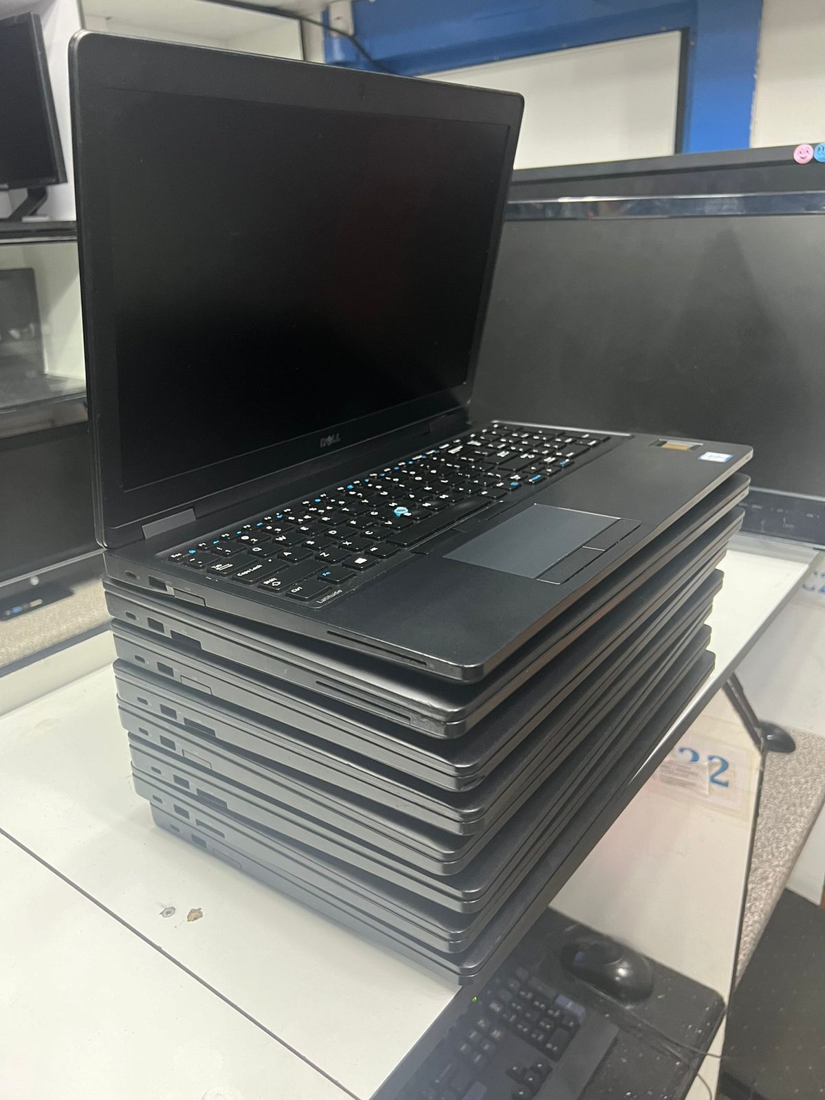 Dell optiplex 9010,9020,990 Core i5 3rd generation 500gb hard drive 4gb ram 19 inch dell monitor Available in stock Refurbished Core 2 duo 320gb hard drive 2gb ram Dell latitude laptop Core i5 4th generation 500gb hard drive 4gb ram Available in stock refurbished. Whatsapp : 0834432791