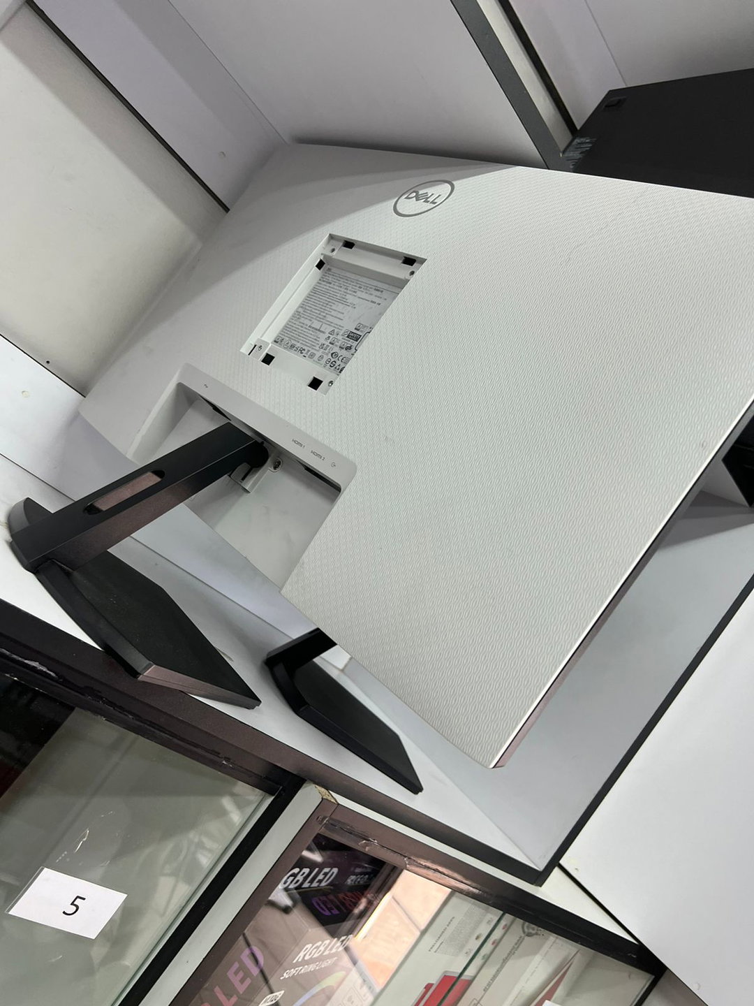 DELL 27 IN S2721HN BOARDERLESS MONITORS AVAILABLE. Whatsapp : 0834432791