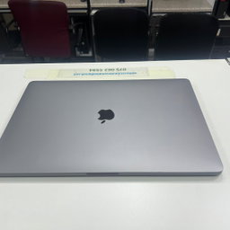 Apple MacBook Pro 15" 2017 i7 TouchBar Whatsapp : 0834432791 