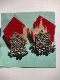 Earings