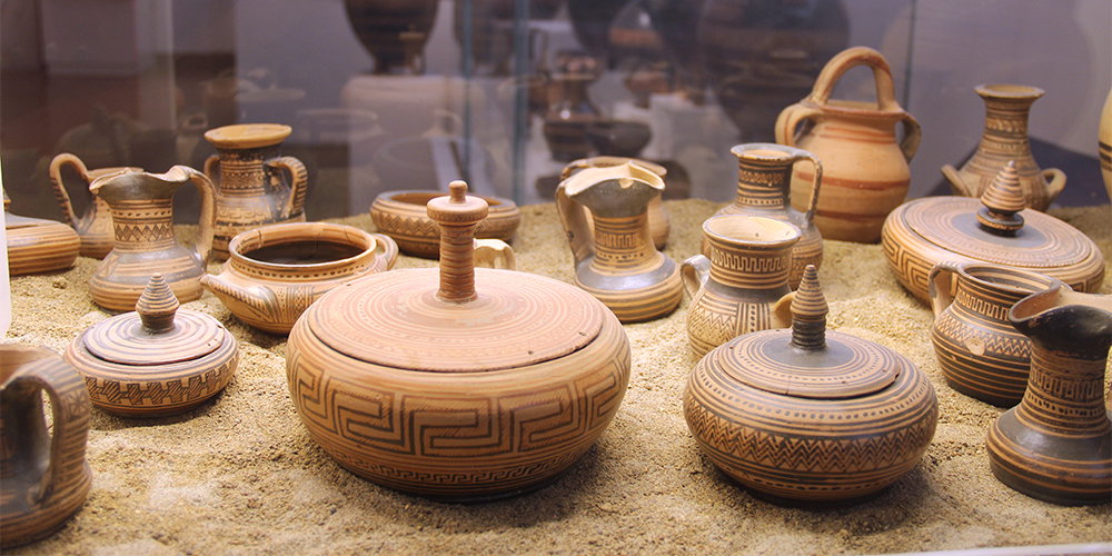 Ancient Dining Set_0