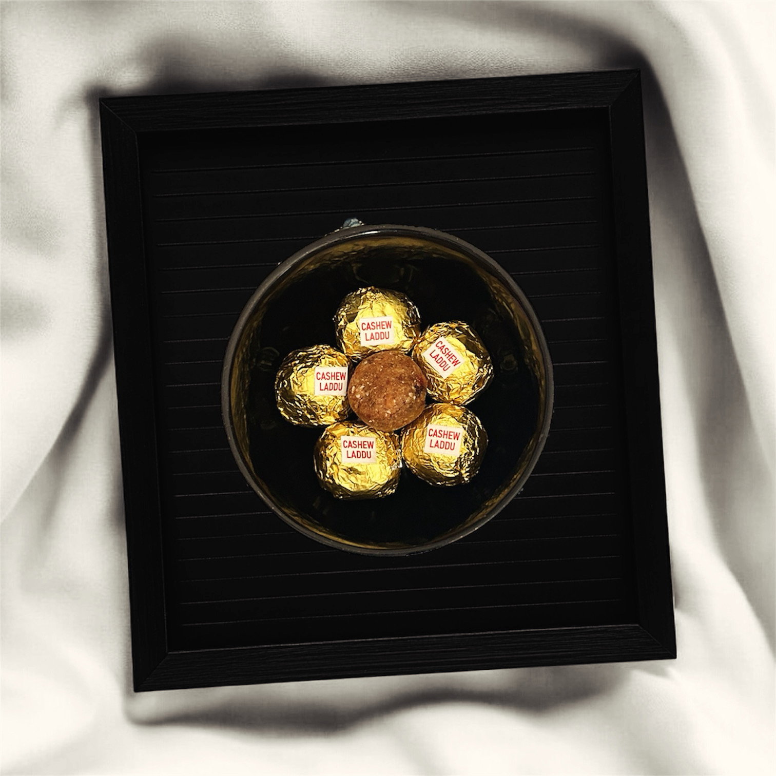 Cashew Cardamom Laddu (500 gm)_0