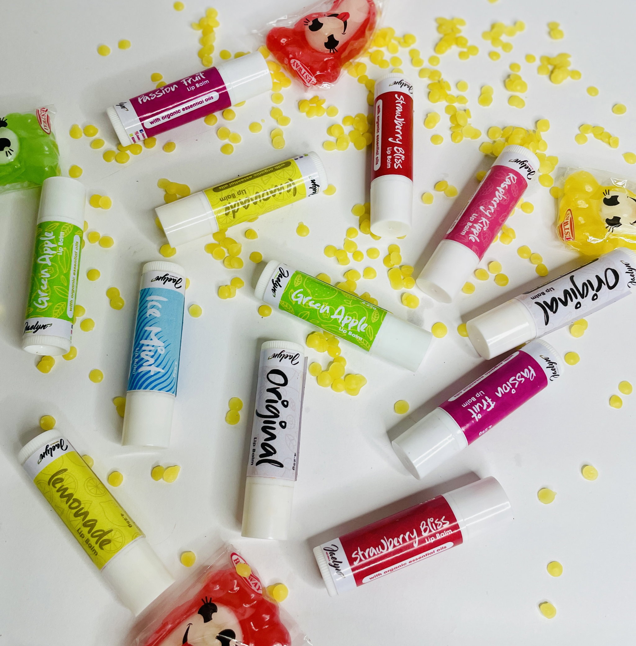 Moisturizing lip balms_0